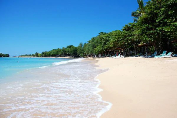 Nusa-Dua-Beach-_-Cleanest-Beaches-in-Bali
