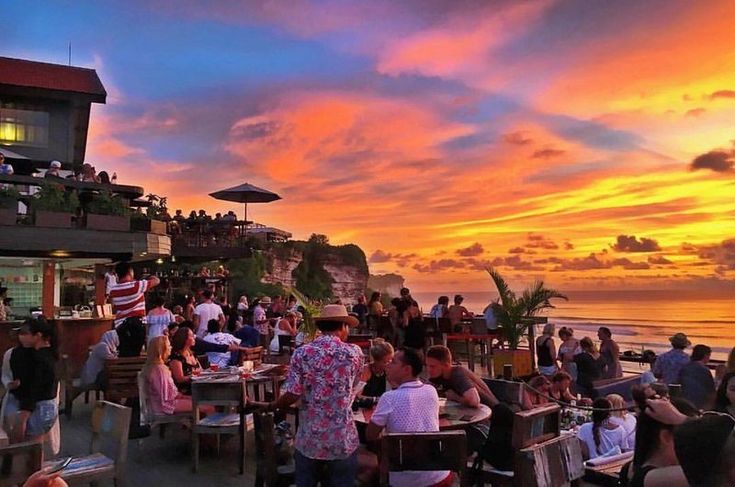 Our Favourite Bars in Uluwatu _ Ministry of Villas