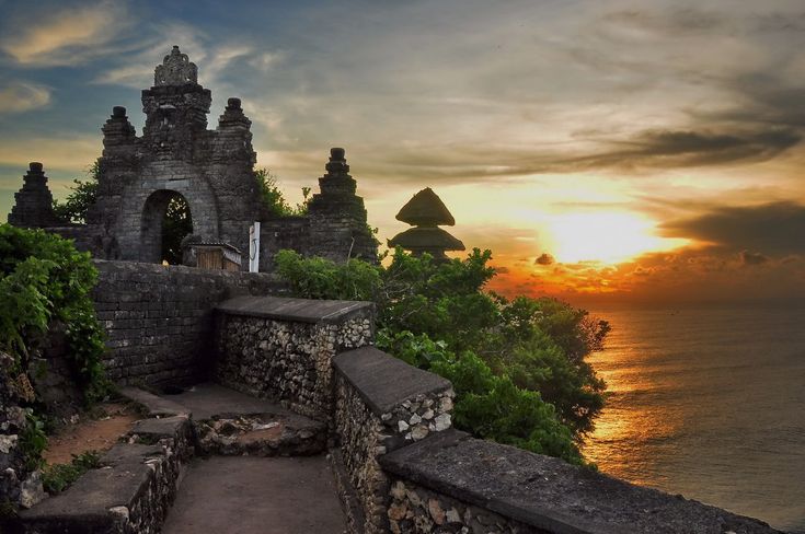 Pura Luhur Uluwatu, Bali